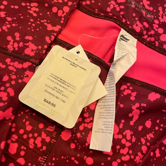 NWT 2X Fabletics On The Go Powerhold High Waisted 6” Short - Picture 5 of 6